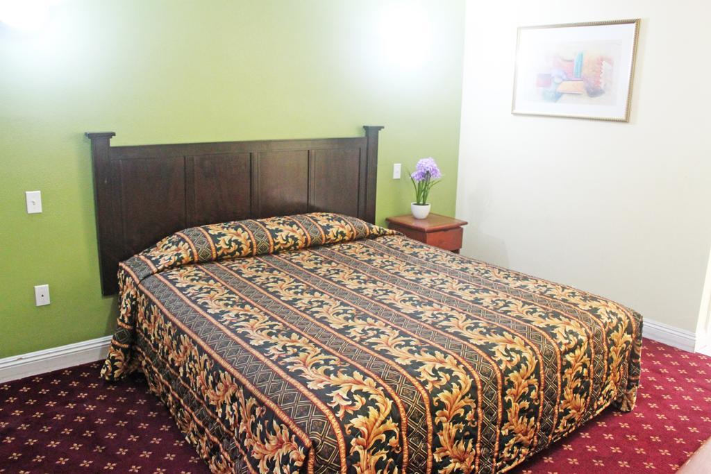 Royla Motel 2*