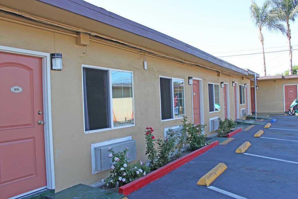 Motel Royla Pomona